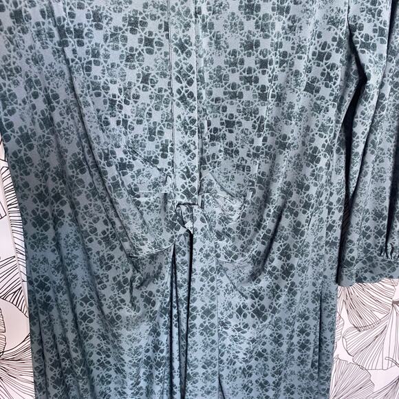 Simply Vera Vera Wang Teal Blouson Smocked Long Sleeve Dress Women's Size Large - Picture 7 of 10